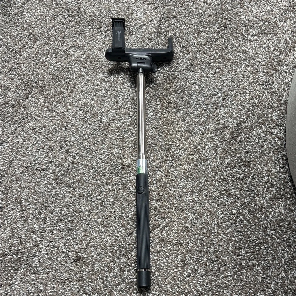 Black and Silver Selfie Stick Monopod for Cameras & Phones